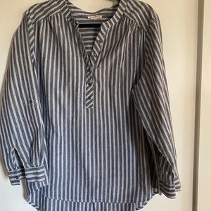 Blue/white stripe pullover shirt. Sz 1x